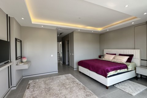 4+1 Villa  i Kemer, Antalya, Tyrkiet Nr. 228425 - 17