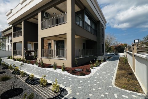 2+1 Apartment  in Kemer, Antalya, Turkey No. 223070