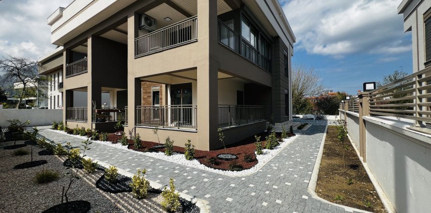 2+1 Apartment  in Kemer, Antalya, Turkey No. 223070