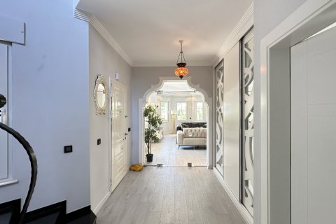 Продажа виллы  в Кемере, Анталье, Турция 3+1, 280м2, №226990 – фото 18
