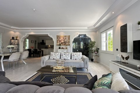 Продажа виллы  в Кемере, Анталье, Турция 3+1, 280м2, №226990 – фото 16
