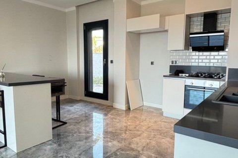 2+1 Leilighet i Kusadasi, Aydin, Tyrkia Nr. 215765 - 16