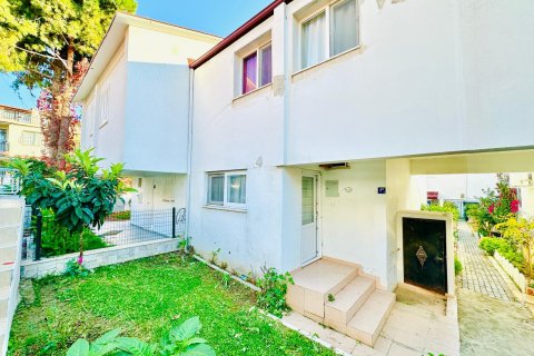 2+1 Villa in Kusadasi, Aydin, Türkei Nr. 215726 - 6
