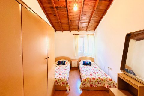 2+1 Villa in Kusadasi, Aydin, Türkei Nr. 215726 - 3