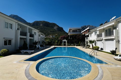 2+1 Apartment  in Kemer, Antalya, Turkey No. 224572