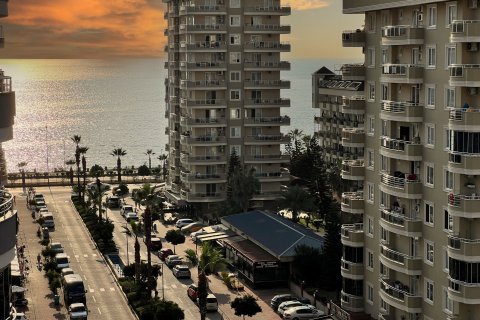 Daire  1+1  Mahmutlar, Antalya, Türkiye №219923