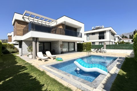 4+1 Villa  i Kemer, Antalya, Tyrkiet Nr. 228425