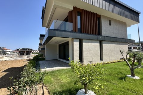 4+1 Villa  i Kemer, Antalya, Tyrkia Nr. 228576 - 2