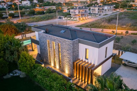 Villa for sale in Cesme, Izmir, Turkey, 2 bedrooms, 345m2, No. 225499 – photo 7