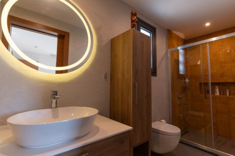 Villa for sale in Cesme, Izmir, Turkey, 2 bedrooms, 345m2, No. 225499 – photo 10