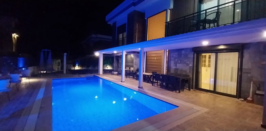 Вилла  4+1 в Фетхие, Мугла, Турция №225146