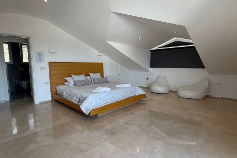 5+2 Villa  in Fethiye, Mugla, Türkei Nr. 221216 - 15