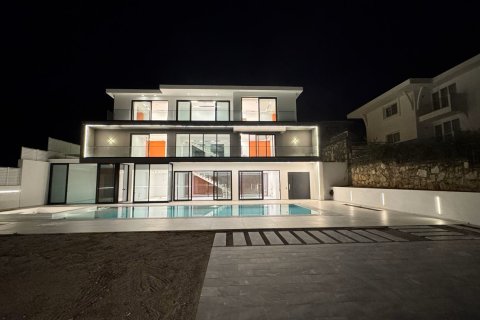 Villa  4+1  Fethiye, Muğla, Türkiye №212328 - 2