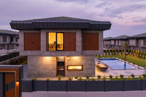 Продажа виллы в Бююкчекмедже, Стамбуле, Турция 7+1, 750м2, №212474 – фото 3