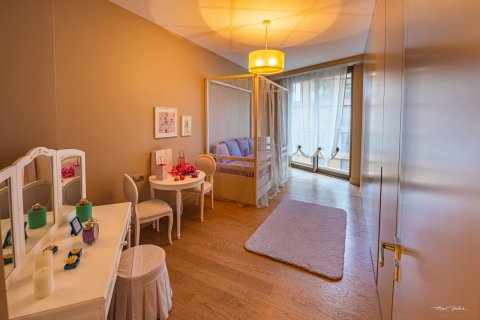 آپارتمان در Üsküdar،  Istanbul ، ترکیه 4 خوابه ، 226 متر مربع.  شماره 215116 - 7