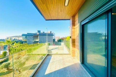 Apartment for sale  in Kusadasi, Aydin, Turkey, 2 bedrooms, 120m2, No. 215541 – photo 16