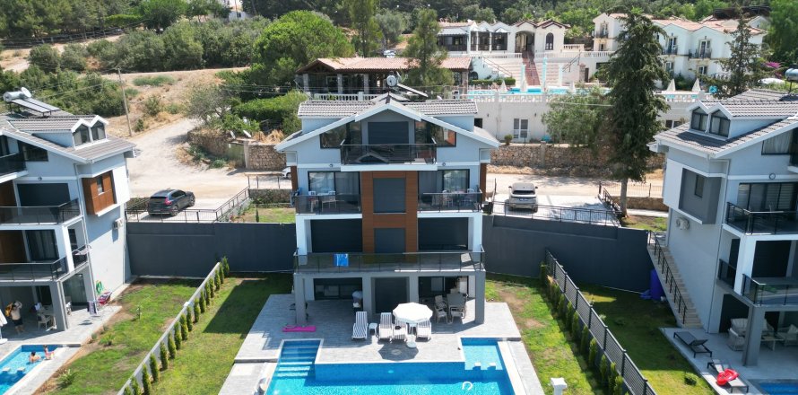4+1 Villa  in Oludeniz, Mugla, Turkey No. 213277