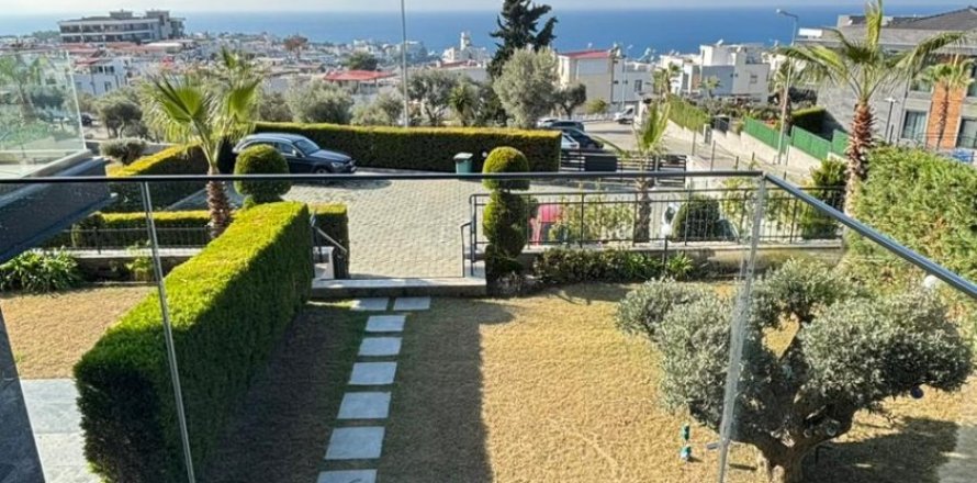 2+1 Leilighet i Kusadasi, Aydin, Tyrkia Nr. 215765