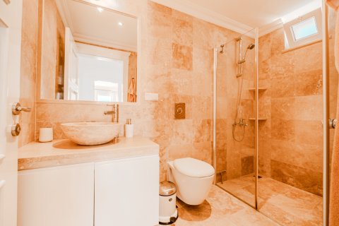 Villa for sale  in Alanya, Antalya, Turkey, 4 bedrooms, 250m2, No. 226220 – photo 19