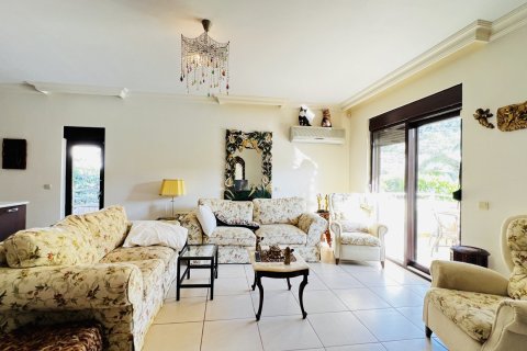 Villa for sale in Kemer, Antalya, Turkey, 3 bedrooms, 160m2, No. 212772 – photo 1