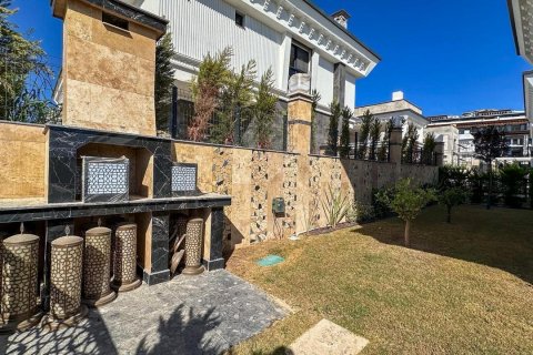 i Kusadasi, Aydin, Turkiet Nr. 226182 - 3