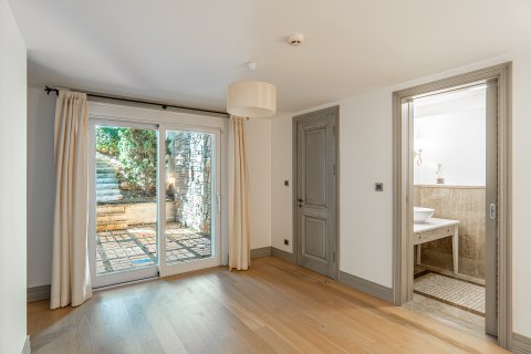 Villa for sale  in Bodrum, Mugla, Turkey, 6 bedrooms, 260m2, No. 215369 – photo 22