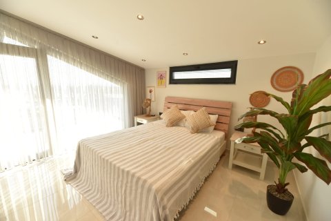 Продажа квартиры в Фетхие, Мугле, Турция 3+1, 435м2, №213199 – фото 2