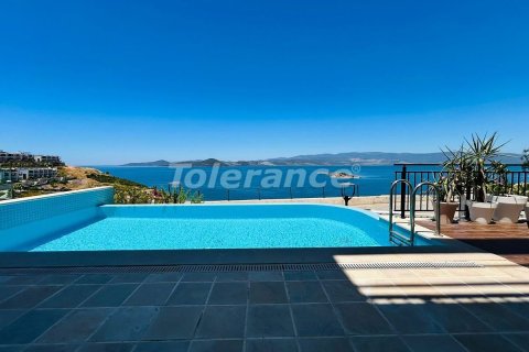 Продажа виллы  в Бодруме, Мугле, Турция 4+1, 220м2, №213258 – фото 1