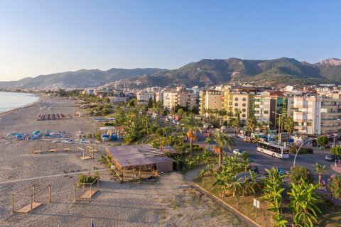 2+1 Lägenhet i Oba, Antalya, Turkiet Nr. 227256 - 2