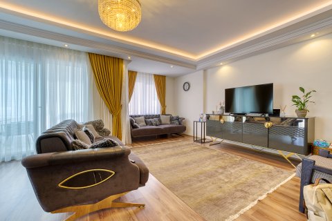 4+1 Leilighet  i Mahmutlar, Antalya, Tyrkia Nr. 228887