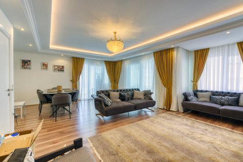 4+1 Leilighet i Mahmutlar, Antalya, Tyrkia Nr. 228887 - 2