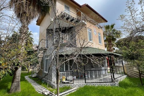 Продажа квартиры в Окурджаларе, Аланье, Анталье, Турция 4+1, 150.0м2, №213182 – фото 1