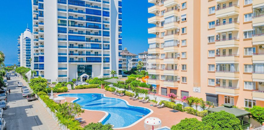 آپارتمان در  Mahmutlar ، ترکیه 1 خوابه ، 70 متر مربع.  شماره 221883