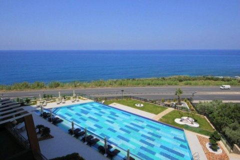 آپارتمان در  Alanya ، ترکیه 2 خوابه ، 120 متر مربع.  شماره 221884