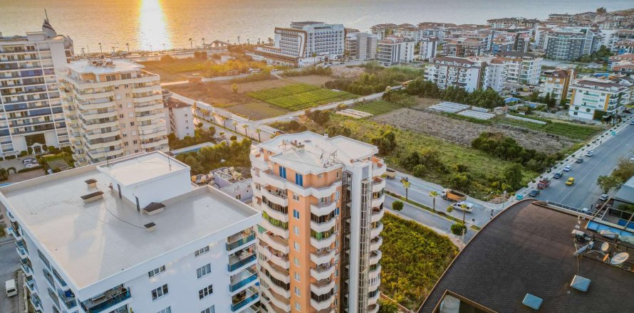 2+1 Apartment  in Alanya, Antalya, Turkey No. 233185