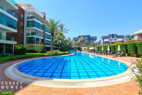Продажа квартиры  в Аланье, Анталье, Турция 2+1, 111м2, №233188 – фото 1