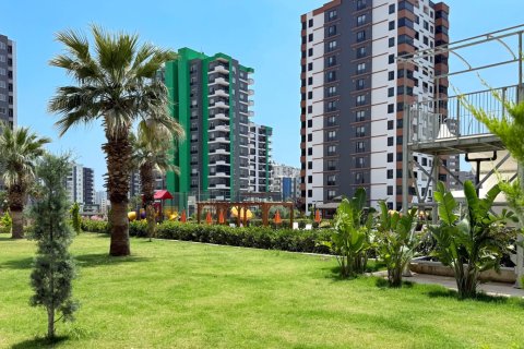 Daire 1+1 Mersin, Türkiye №228302 - 2