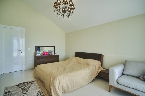 Villa for sale  in Tatlisu, Famagusta, Northern Cyprus, 4 bedrooms, 303m2, No. 214561 – photo 23