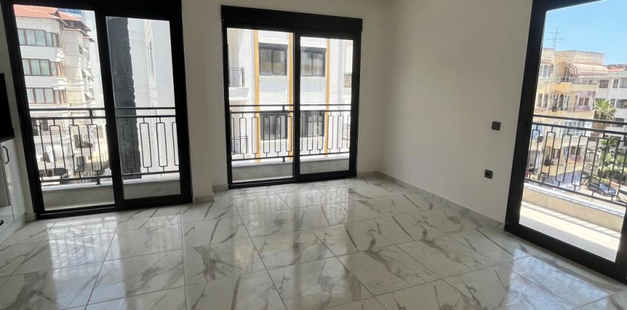 آپارتمان در  Alanya ، ترکیه 1 خوابه ، 50 متر مربع.  شماره 218871