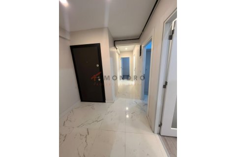 2+1 Lägenhet i Besiktas, Istanbul, istanbul, Turkiet Nr. 215790 - 6