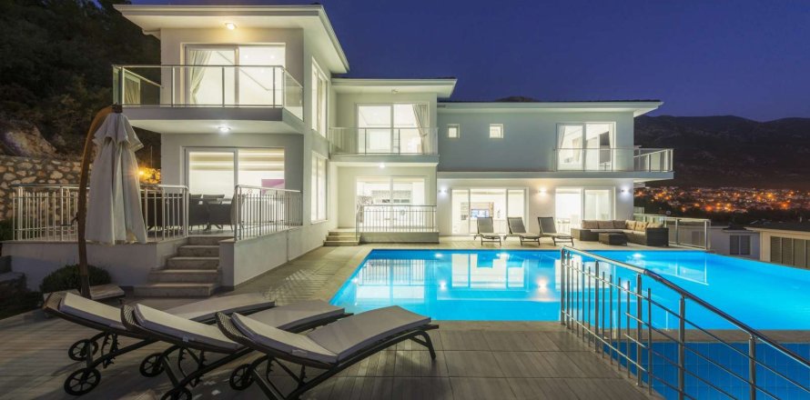 6+1 Villa  i Ovacik, Mugla, Turkiet Nr. 233795