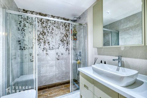 Apartment for sale  in Istanbul, Turkey, 2 bedrooms, 163m2, No. 233794 – photo 9