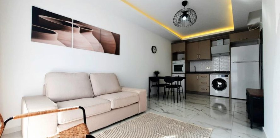 Квартира  3-х ком. в Махмутларе, Анталья, Турция №213205