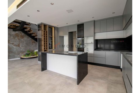 4+1 Villa  i Catalkoy, Girne,  Nr. 223243 - 5