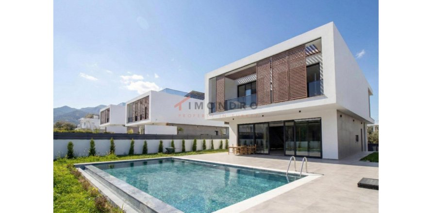 4+1 Villa  i Catalkoy, Girne,  Nr. 223243