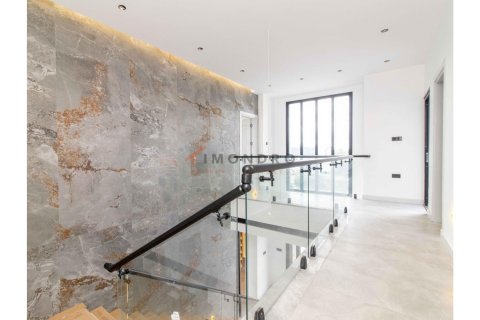 4+1 Villa  i Catalkoy, Girne,  Nr. 223243 - 11