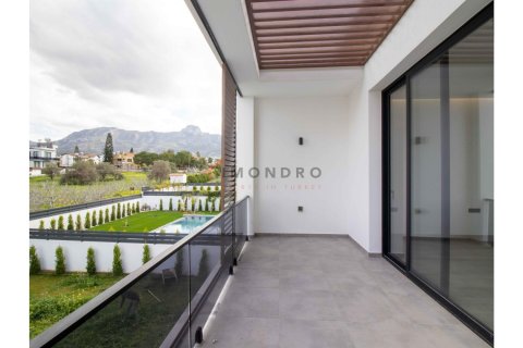4+1 Villa  i Catalkoy, Girne,  Nr. 223243 - 16