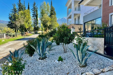 Villa 4+1 Fethiye, Muğla, Türkiye №232934 - 3