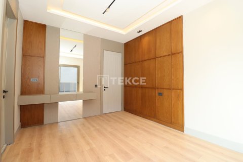 5+1 Villa  i Dosemealti, Antalya, Turkiet Nr. 237953 - 27