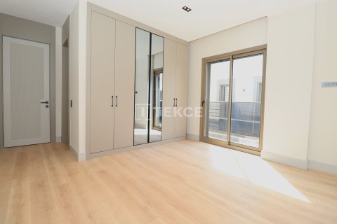 5+1 Villa  i Dosemealti, Antalya, Turkiet Nr. 237954 - 25